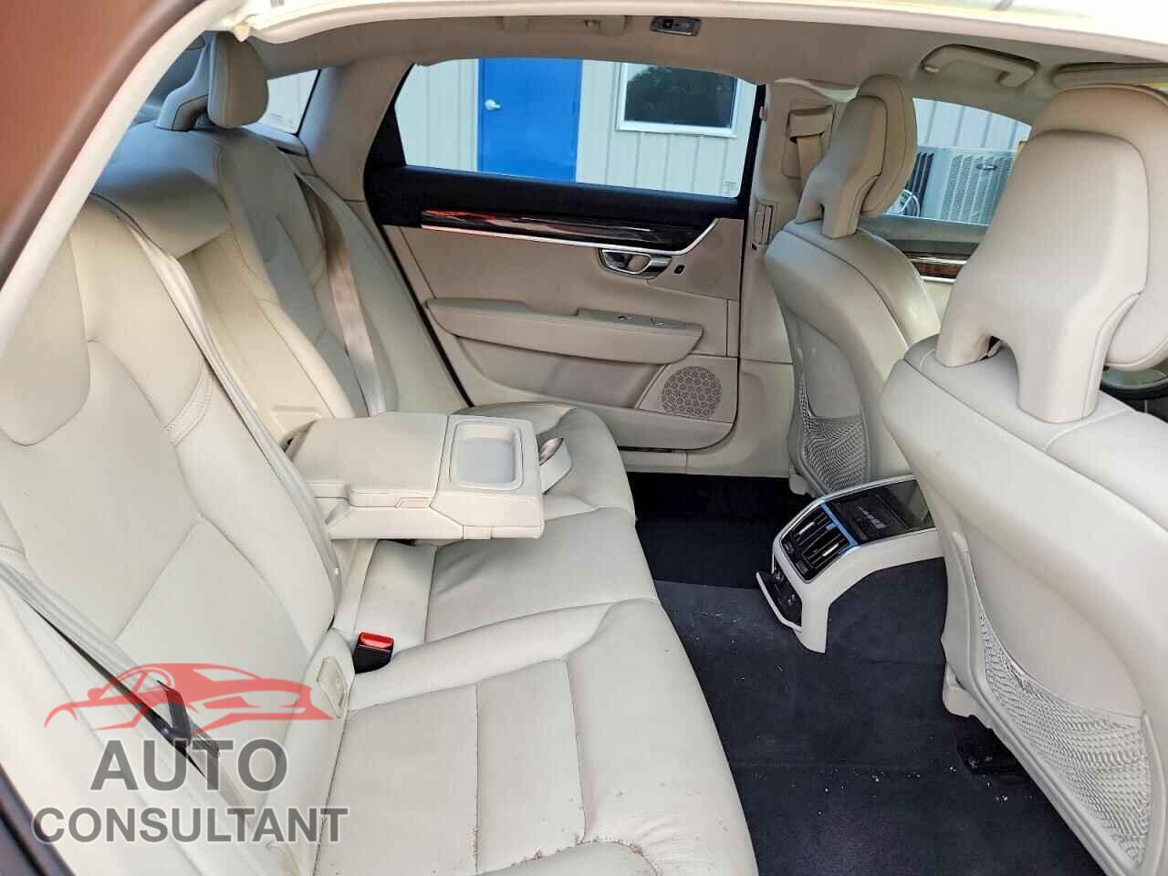 VOLVO S90 2018 - LVY982AK8JP023409