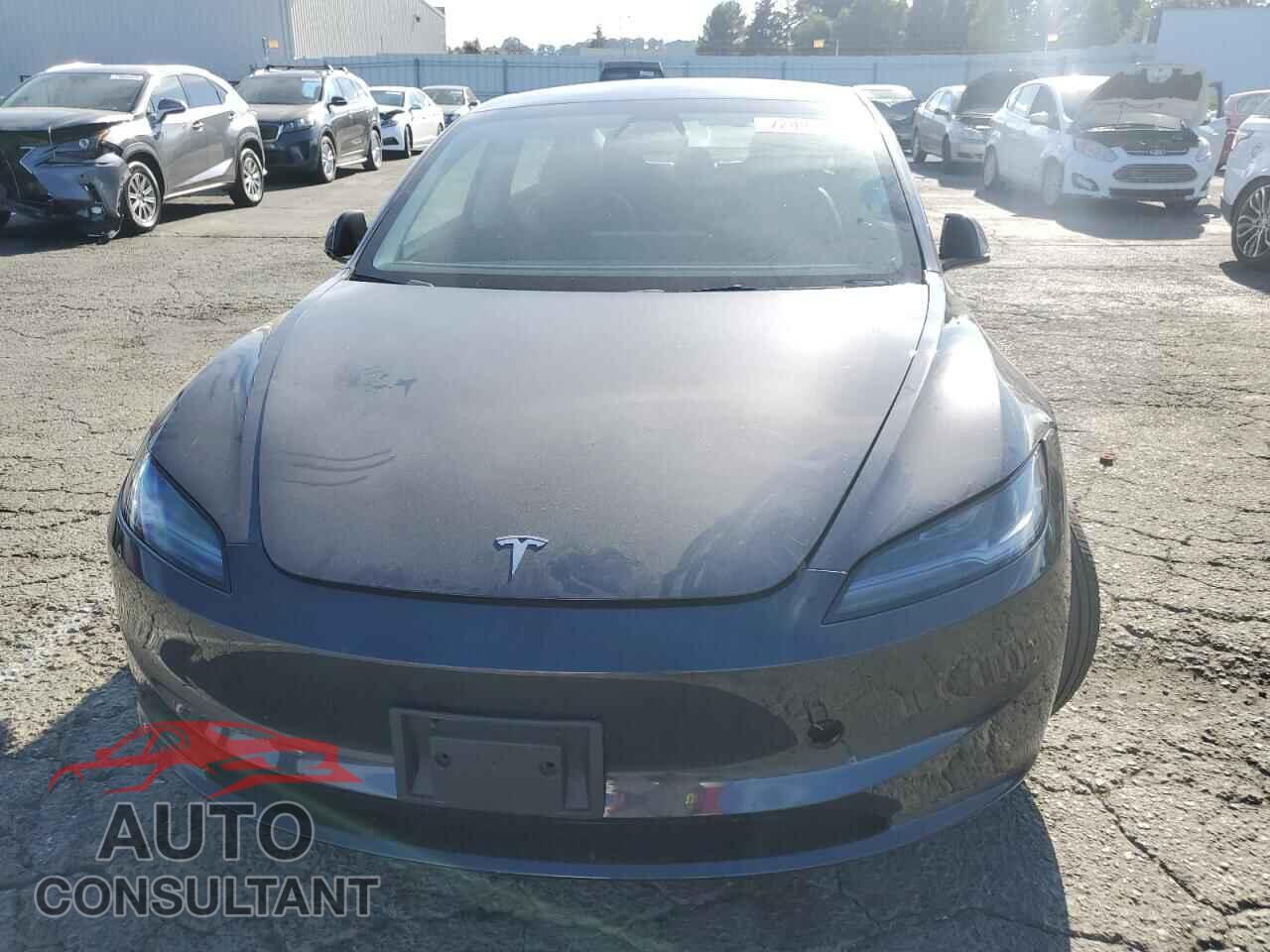 TESLA MODEL 3 2024 - 5YJ3E1EBXRF808465