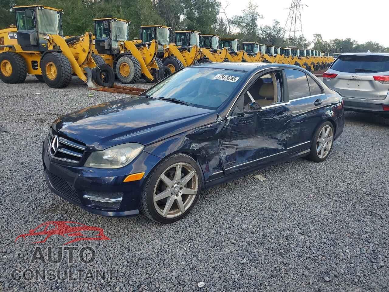 MERCEDES-BENZ C-CLASS 2014 - WDDGF4HB4EA958561