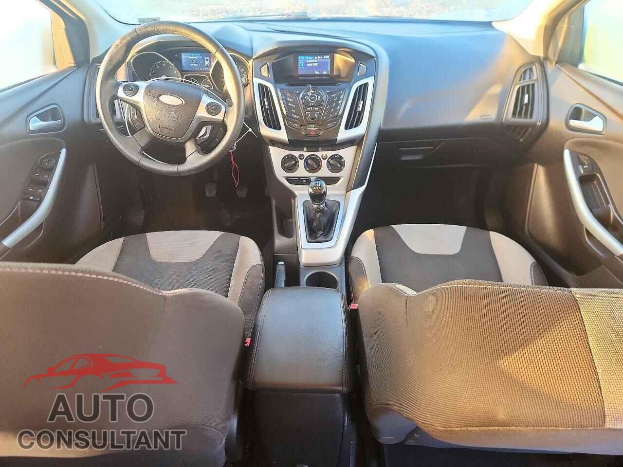 FORD FOCUS 2012 - 1FAHP3K28CL134438