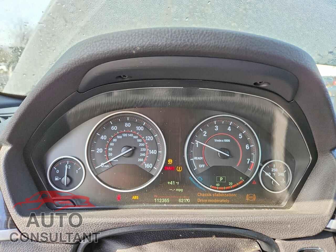 BMW 3 SERIES 2018 - WBA8D9C55JA608530