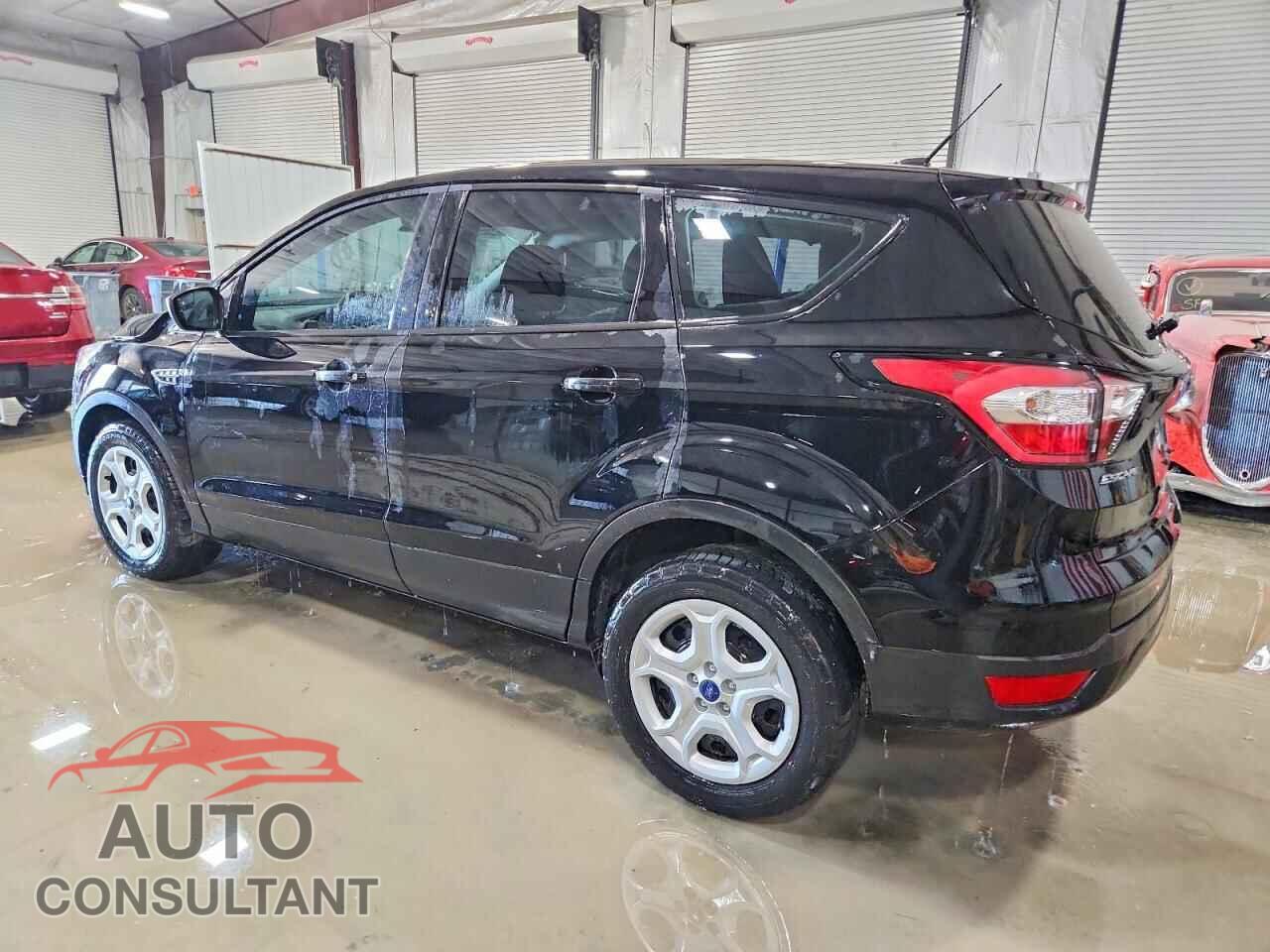 FORD ESCAPE 2017 - 1FMCU0F79HUB80195