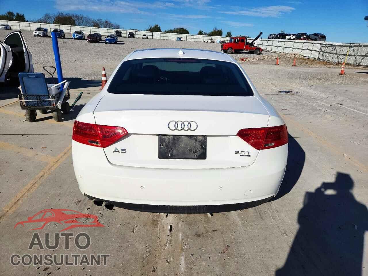 AUDI A5 2013 - WAULFAFR5DA069979