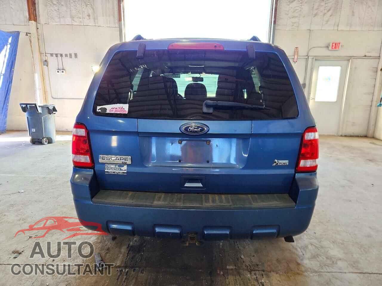 FORD ESCAPE 2010 - 1FMCU9DG2AKD17499