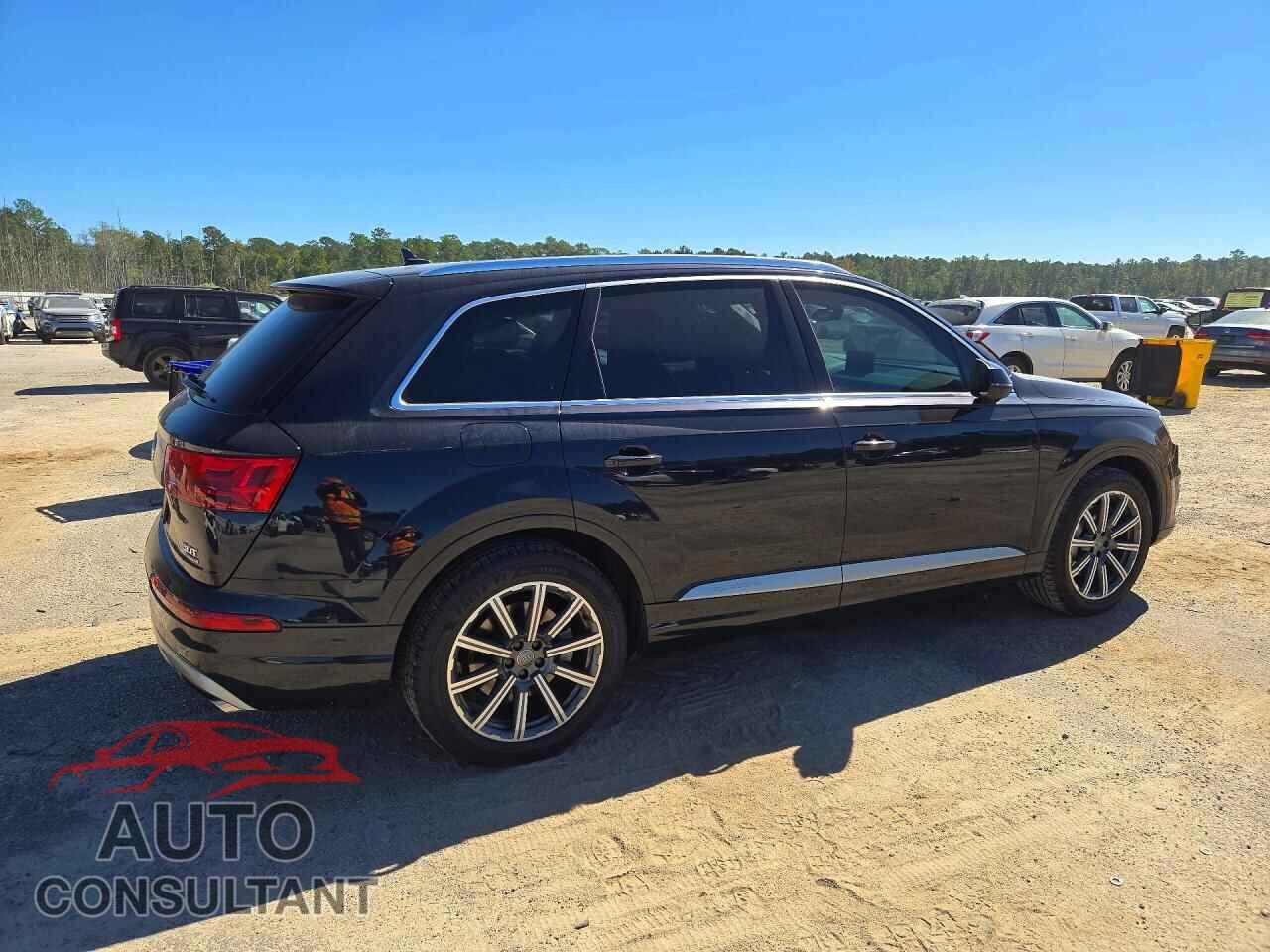 AUDI Q7 2017 - WA1VAAF75HD033801