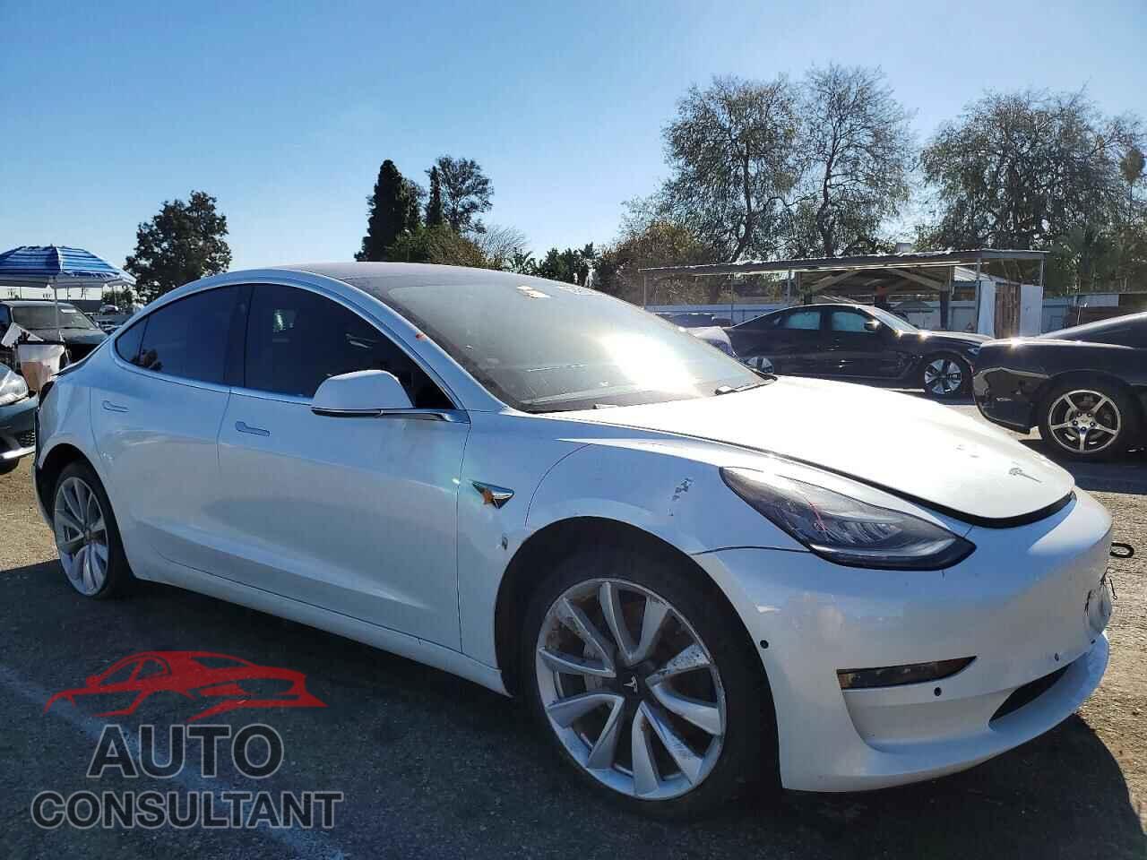 TESLA MODEL 3 2018 - 5YJ3E1EAXJF025044