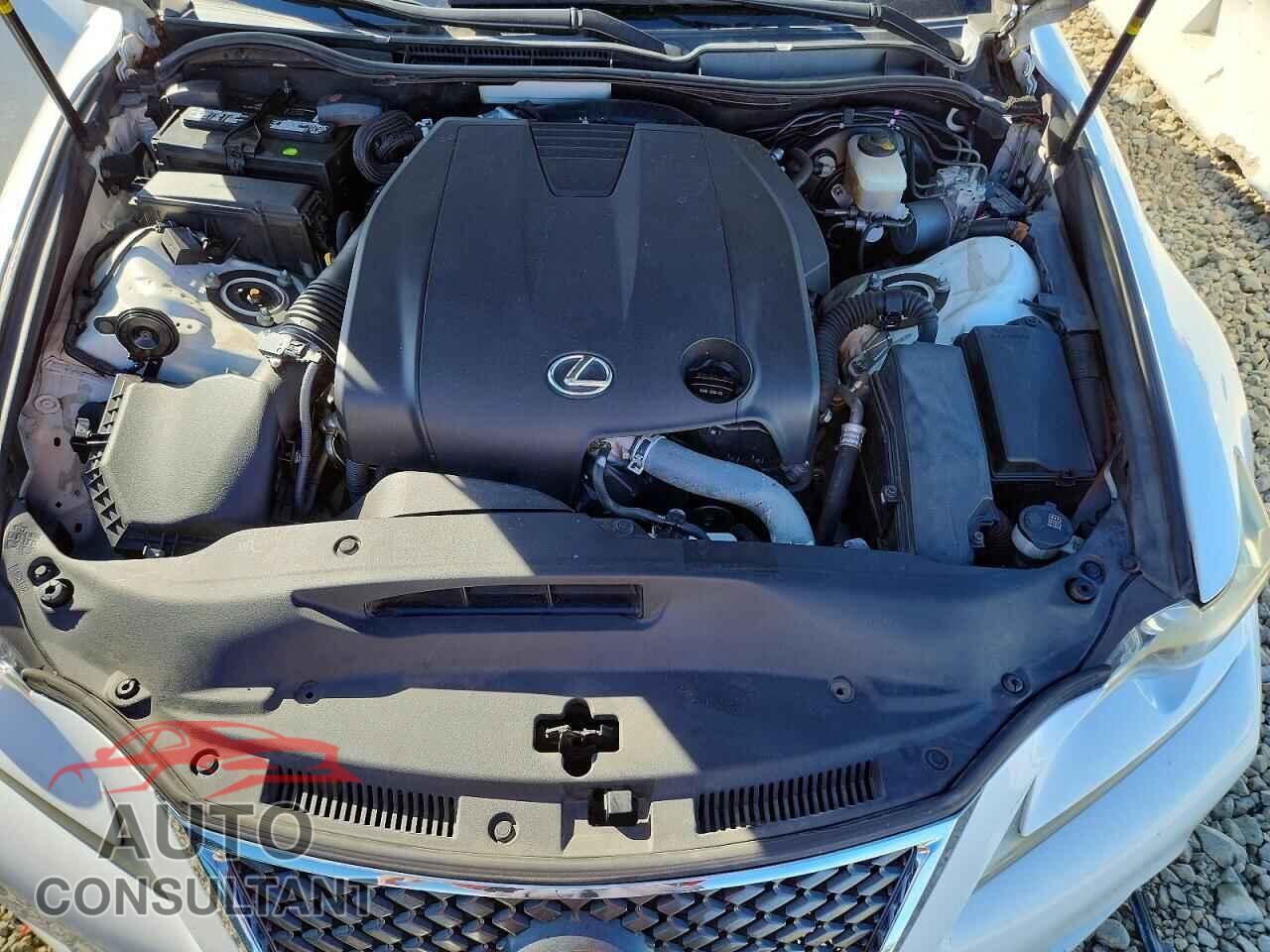 LEXUS IS 2014 - JTHBF1D23E5030918