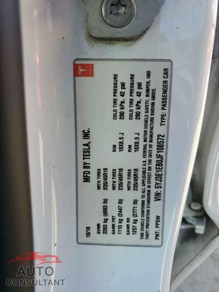 TESLA MODEL 3 2018 - 5YJ3E1EB0JF108572