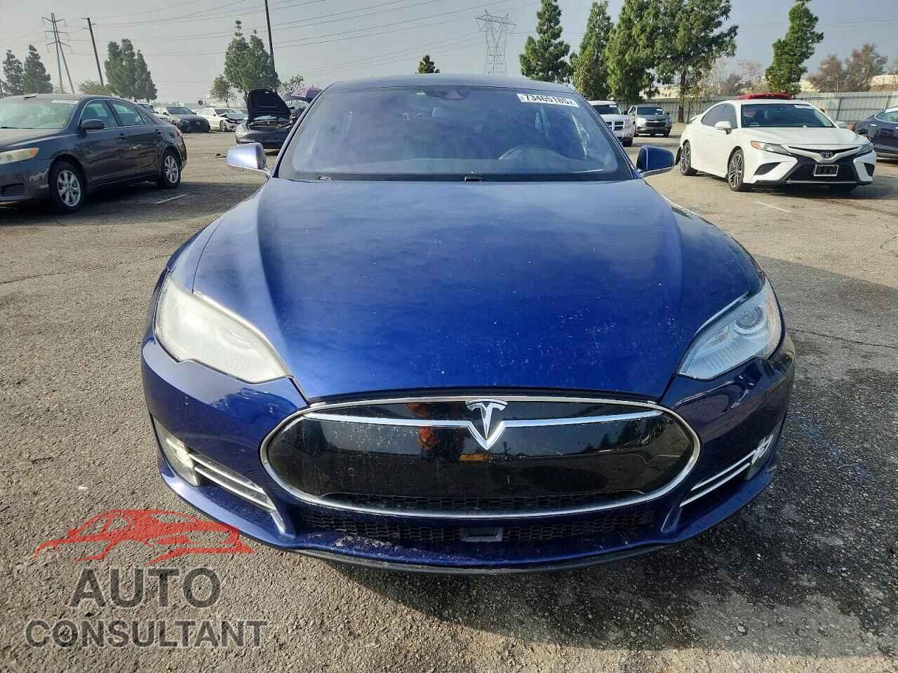 TESLA MODEL S 2015 - 5YJSA1E27FF116487