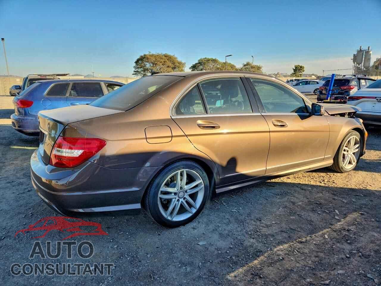 MERCEDES-BENZ C-CLASS 2014 - WDDGF4HB5EA933958