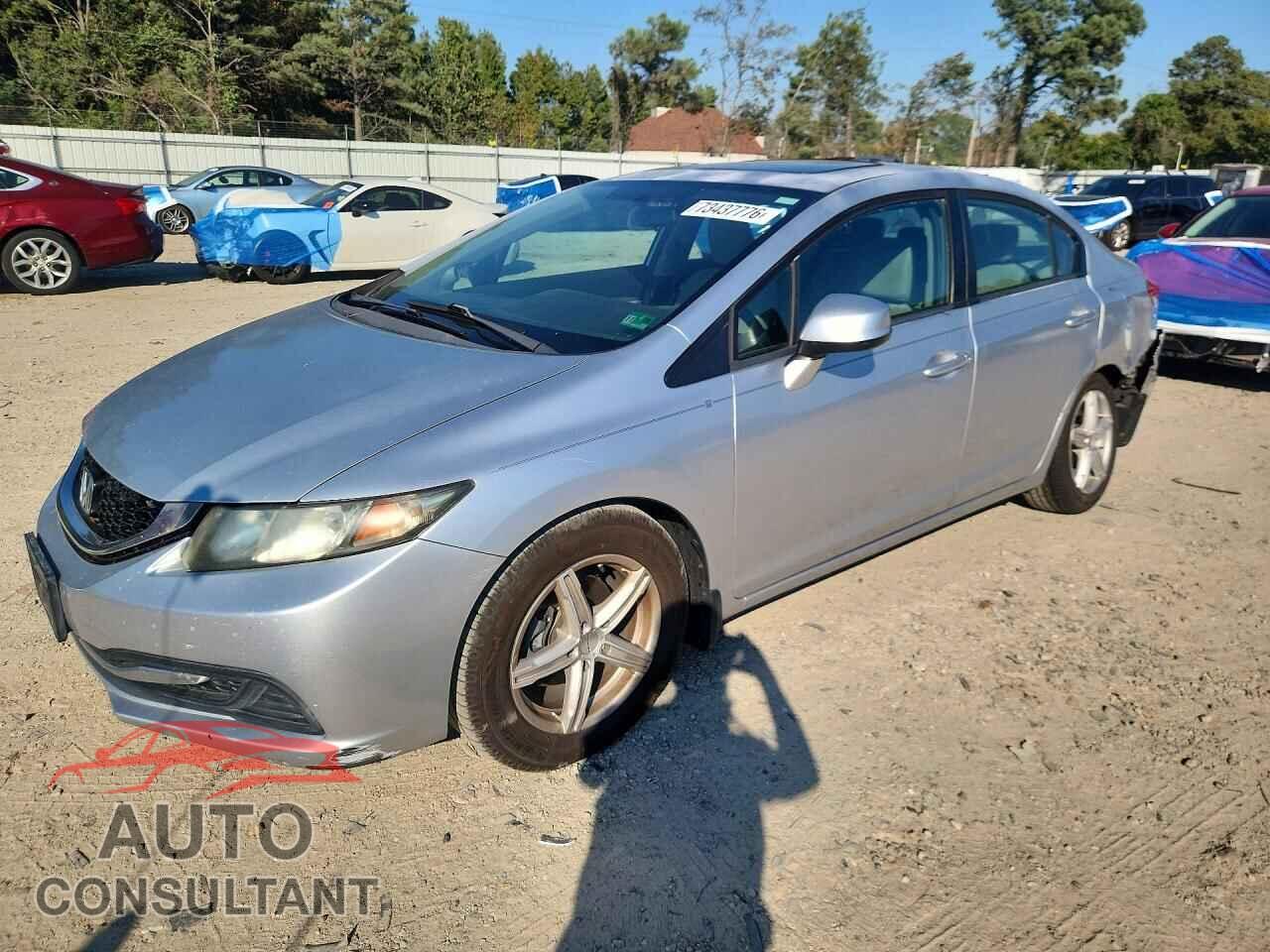 HONDA CIVIC 2013 - 2HGFB2F85DH501904
