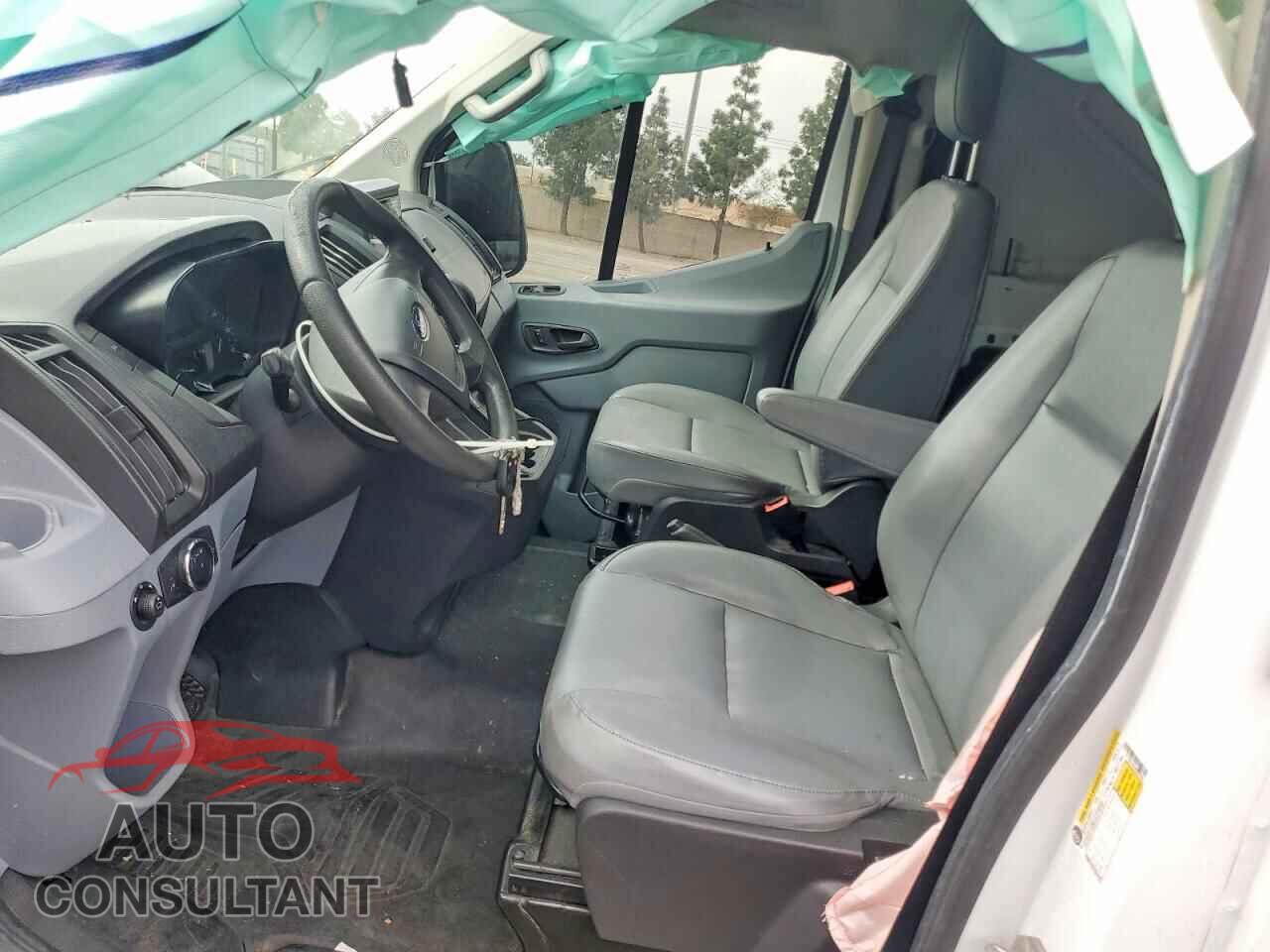 FORD TRANSIT 2018 - 1FTYR1YG9JKB50906