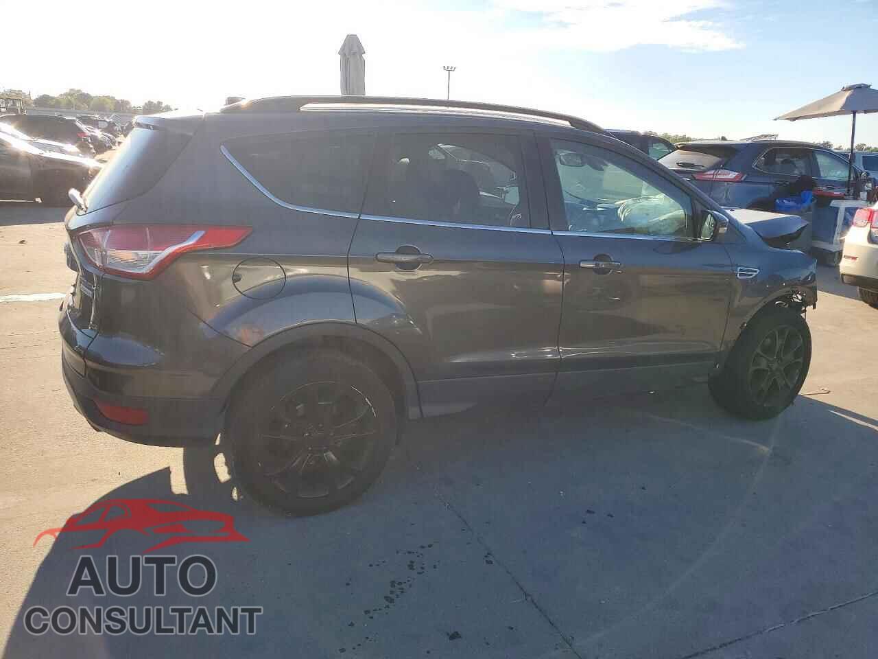 FORD ESCAPE 2015 - 1FMCU0JX1FUB48328