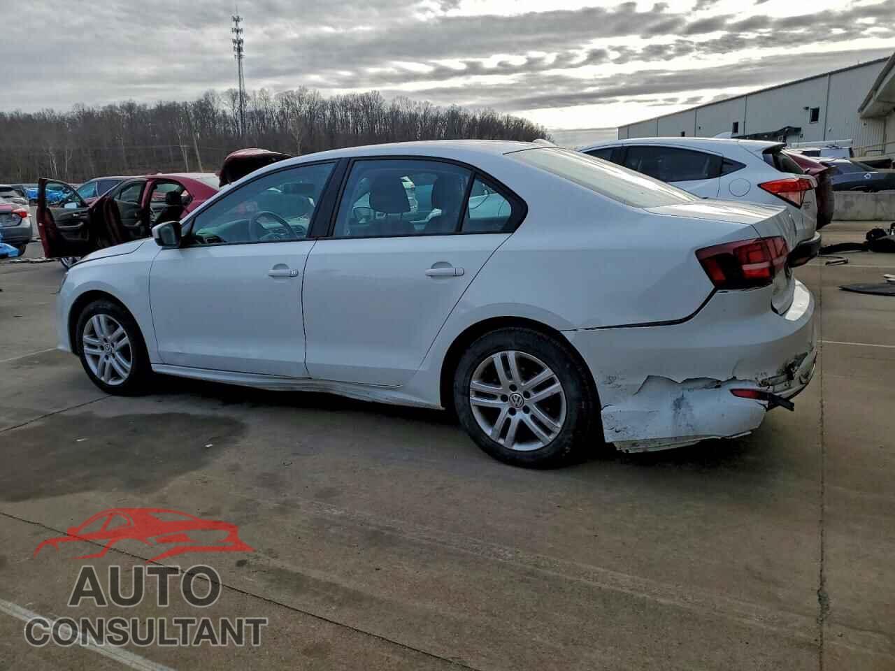 VOLKSWAGEN JETTA 2018 - 3VW2B7AJ2JM247535