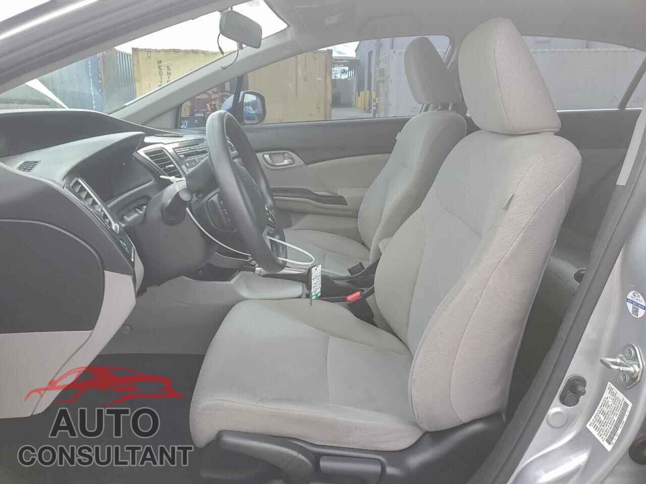 HONDA CIVIC 2013 - 2HGFB2F50DH583580