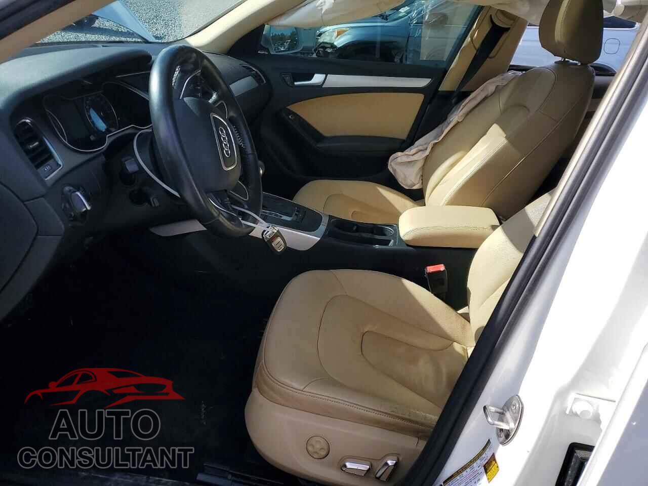 AUDI A4 2013 - WAUEFAFL2DA170031