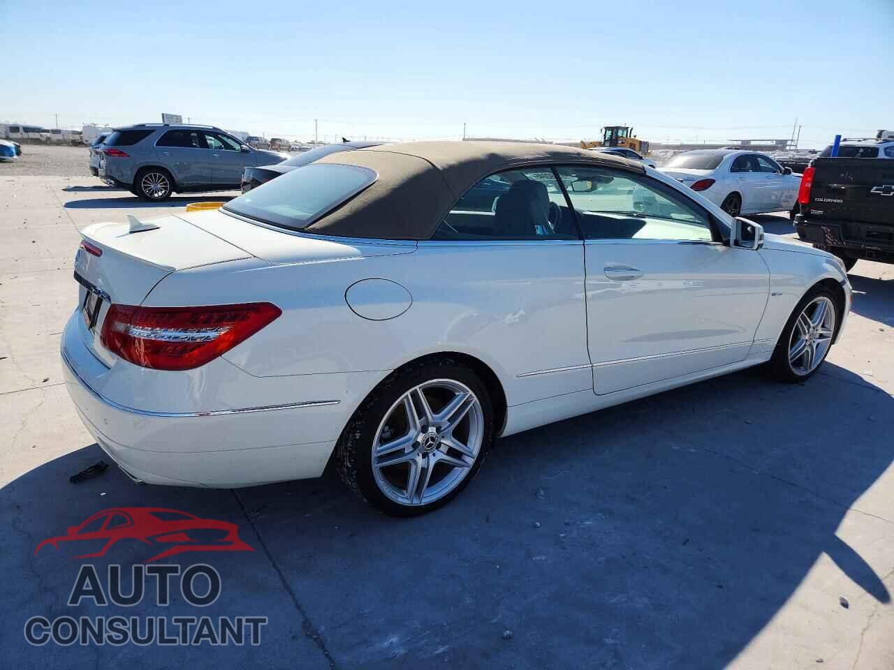 MERCEDES-BENZ E-CLASS 2012 - WDDKK5KF6CF138618