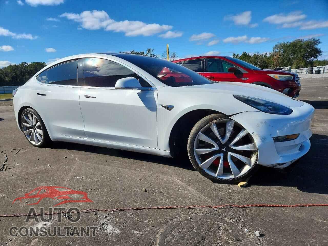 TESLA MODEL 3 2018 - 5YJ3E1EB7JF072671