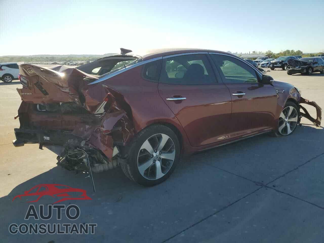 KIA OPTIMA 2020 - 5XXGT4L3XLG408396