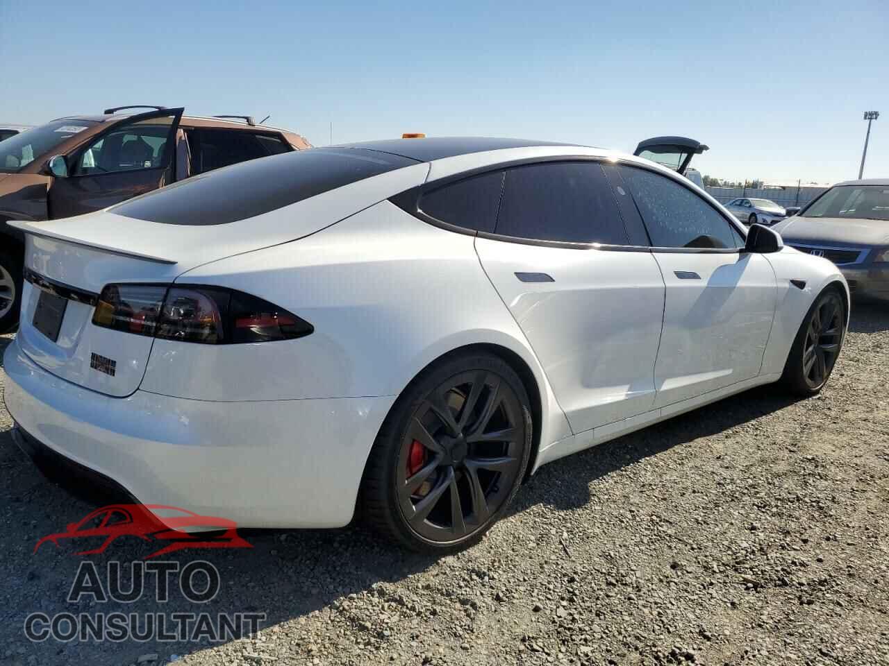 TESLA MODEL S 2023 - 5YJSA1E61PF519627