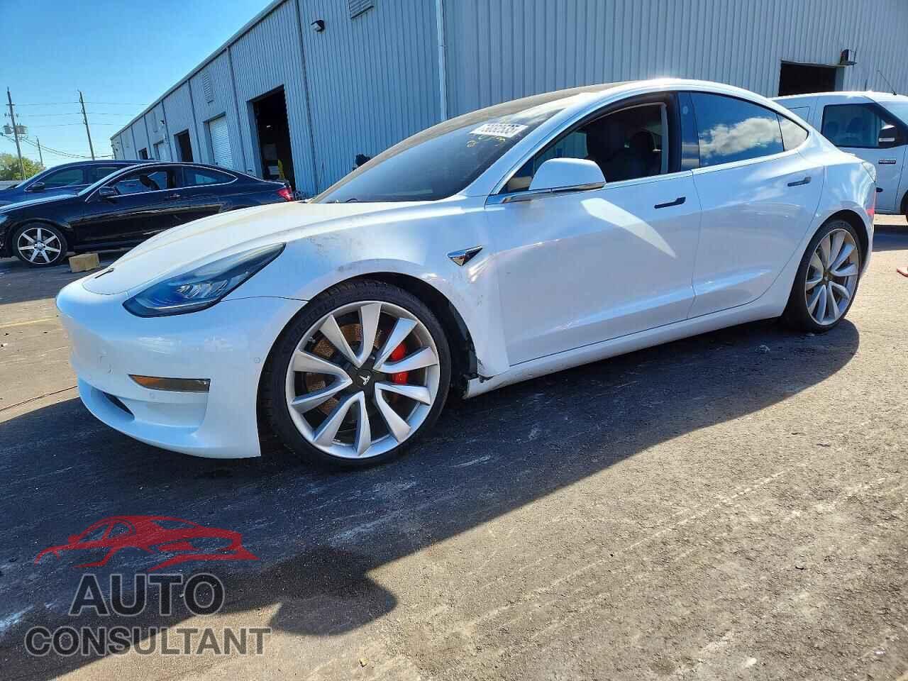 TESLA MODEL 3 2018 - 5YJ3E1EB7JF072671