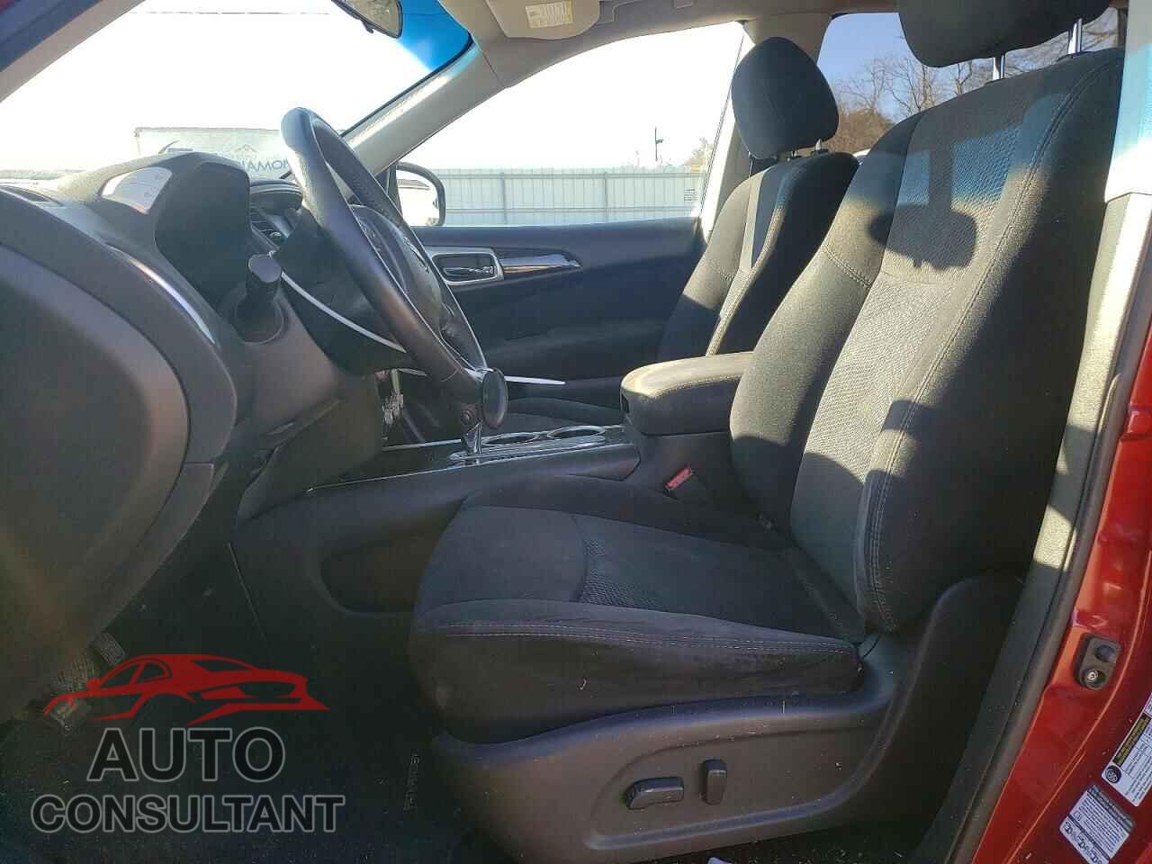 NISSAN PATHFINDER 2014 - 5N1AR2MN1EC659430