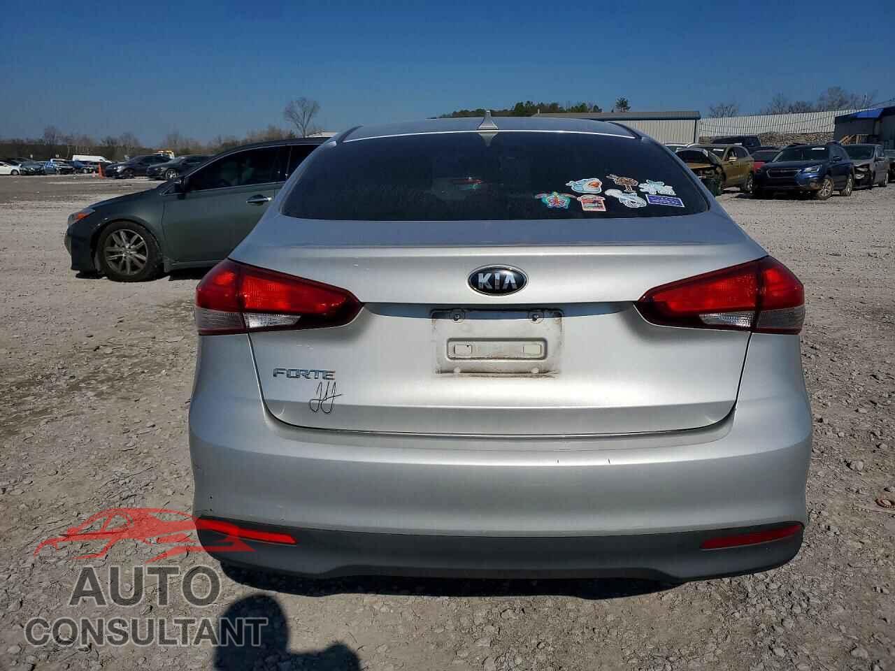 KIA FORTE 2017 - 3KPFK4A77HE045883