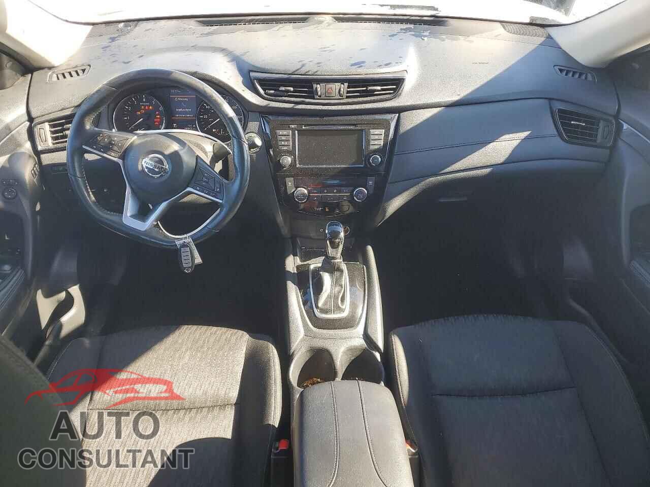 NISSAN ROGUE 2018 - KNMAT2MV9JP565885