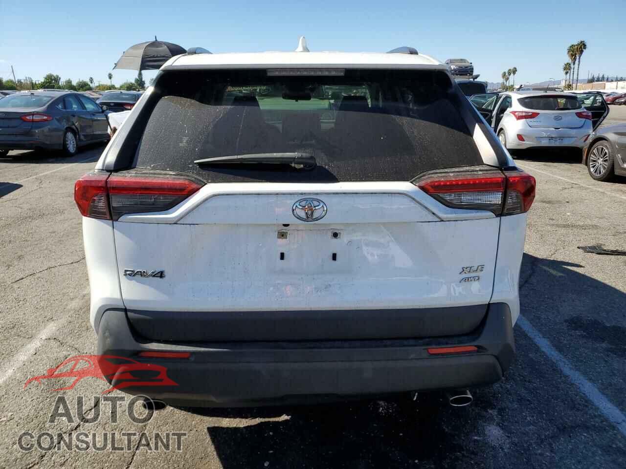 TOYOTA RAV4 2019 - JTMP1RFV8KD033584