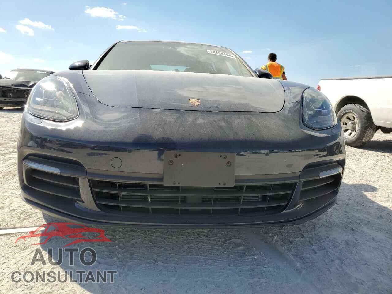 PORSCHE PANAMERA 2018 - WP0AA2A72JL101808