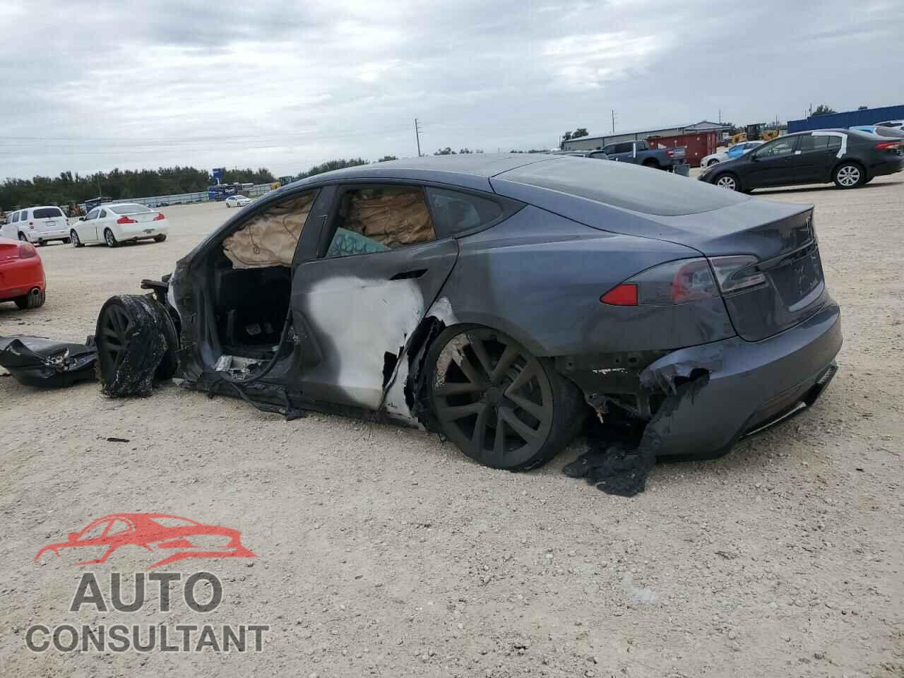 TESLA MODEL S 2021 - 5YJSA1E55MF435586