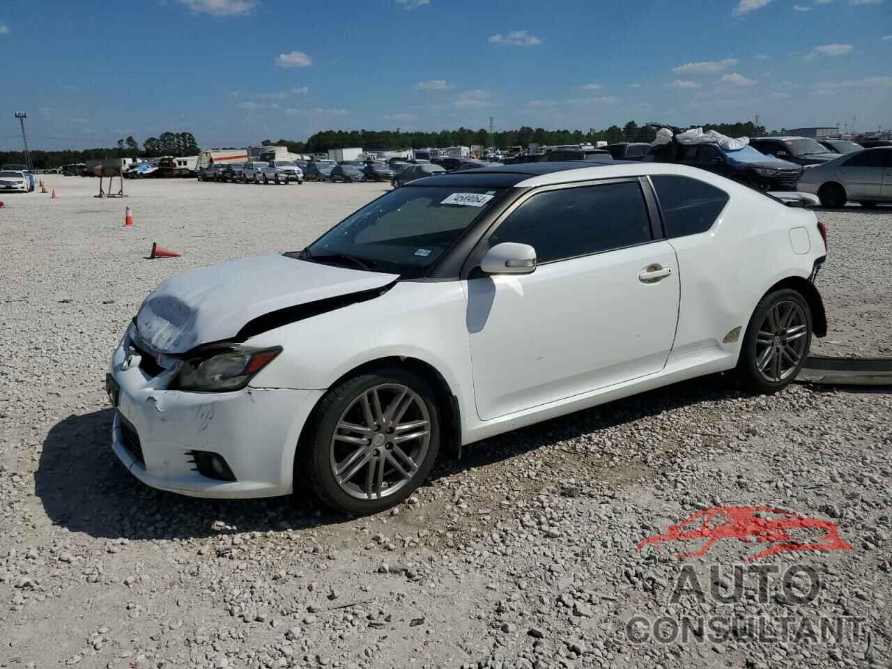 TOYOTA SCION 2013 - JTKJF5C70D3055246