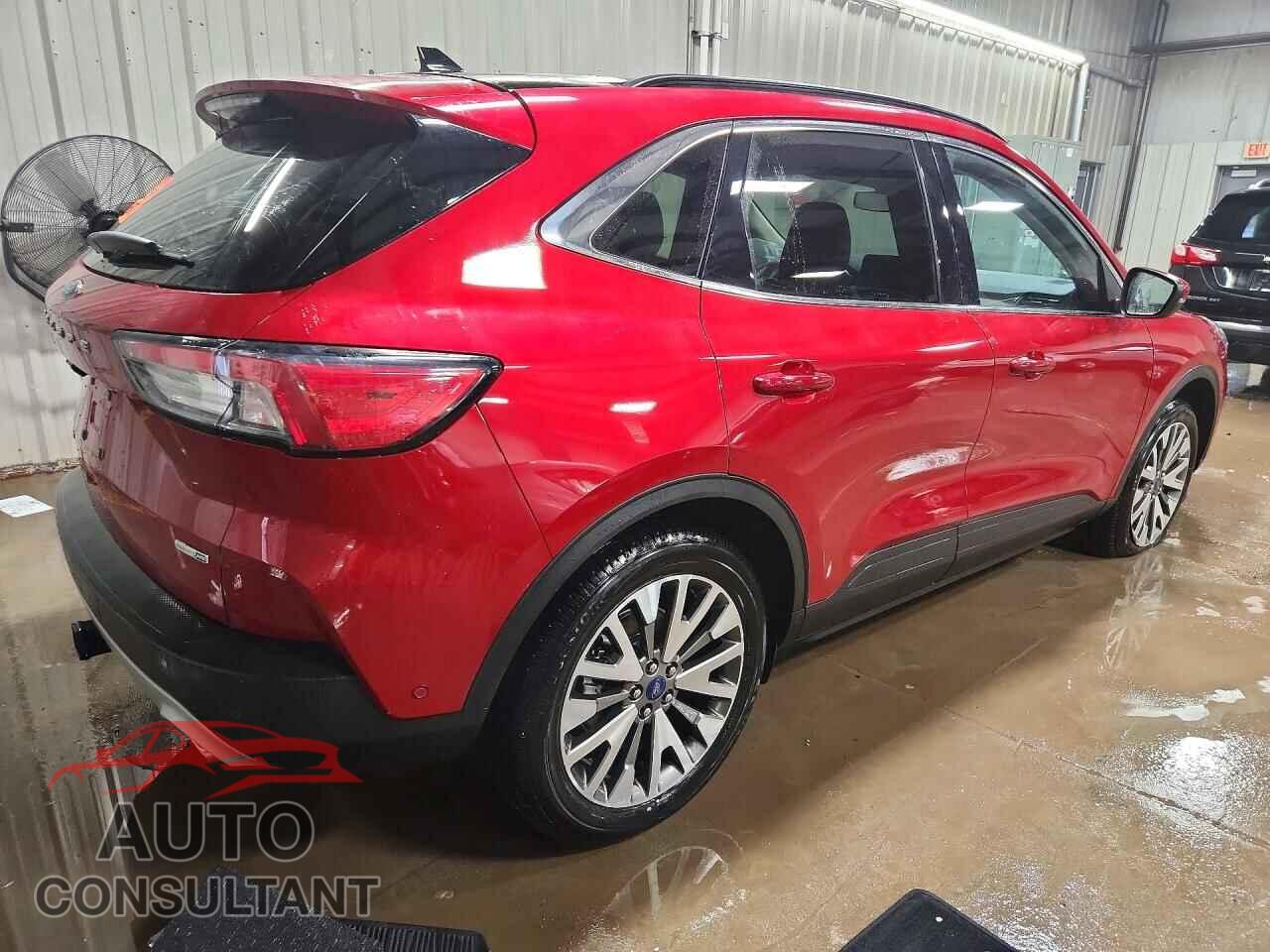 FORD ESCAPE 2020 - 1FMCU9J97LUA70512