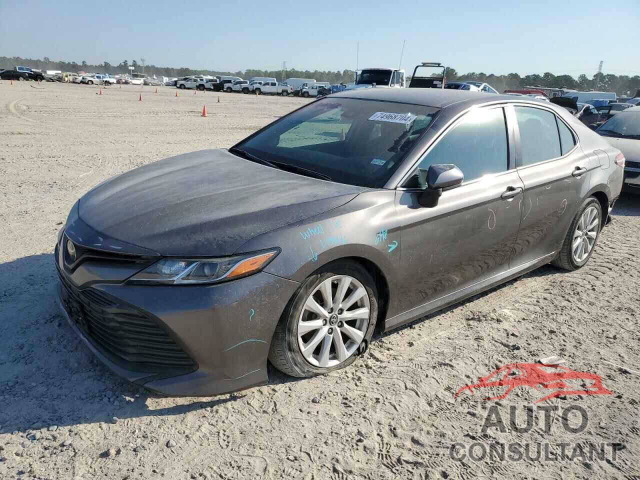 TOYOTA CAMRY 2018 - 4T1B11HK8JU597387