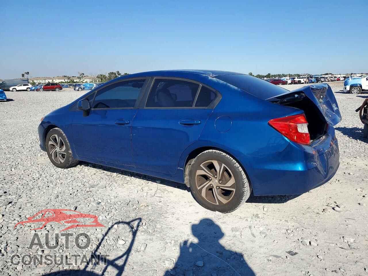HONDA CIVIC 2012 - 2HGFB2F51CH501581