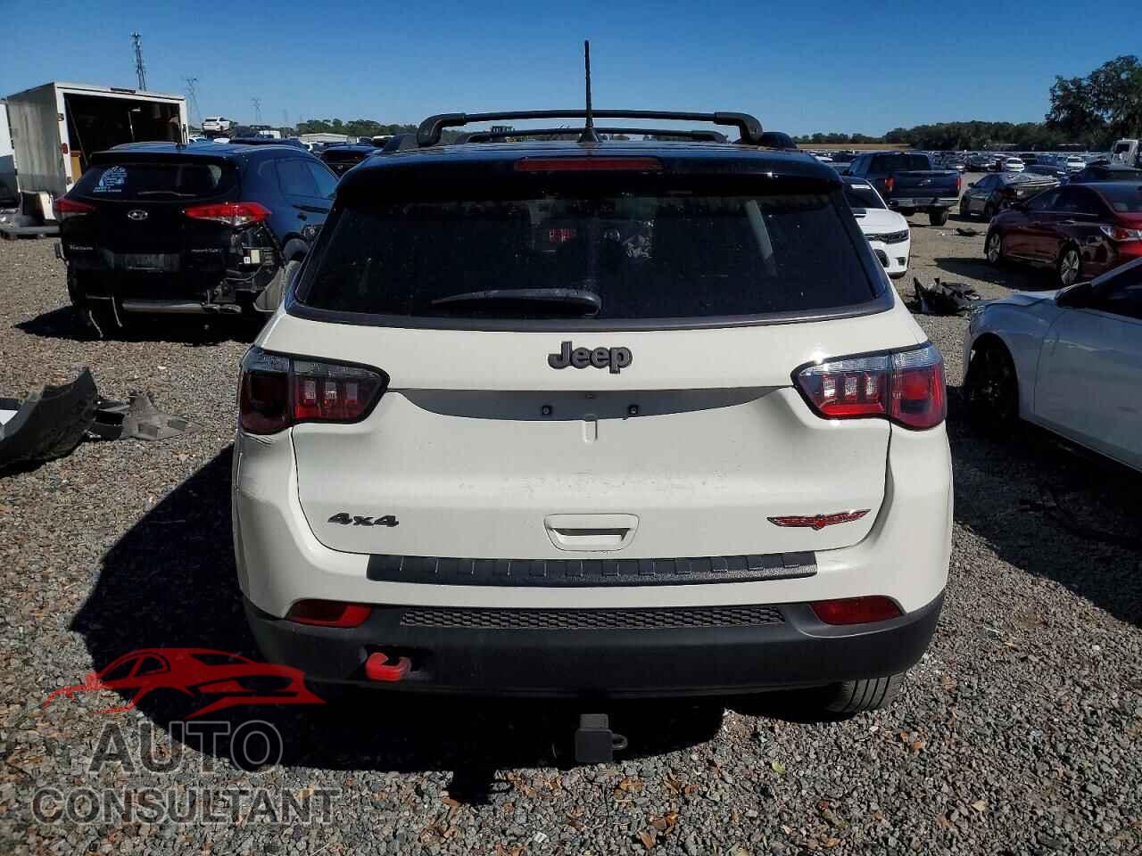 JEEP COMPASS 2020 - 3C4NJDDB4LT118971