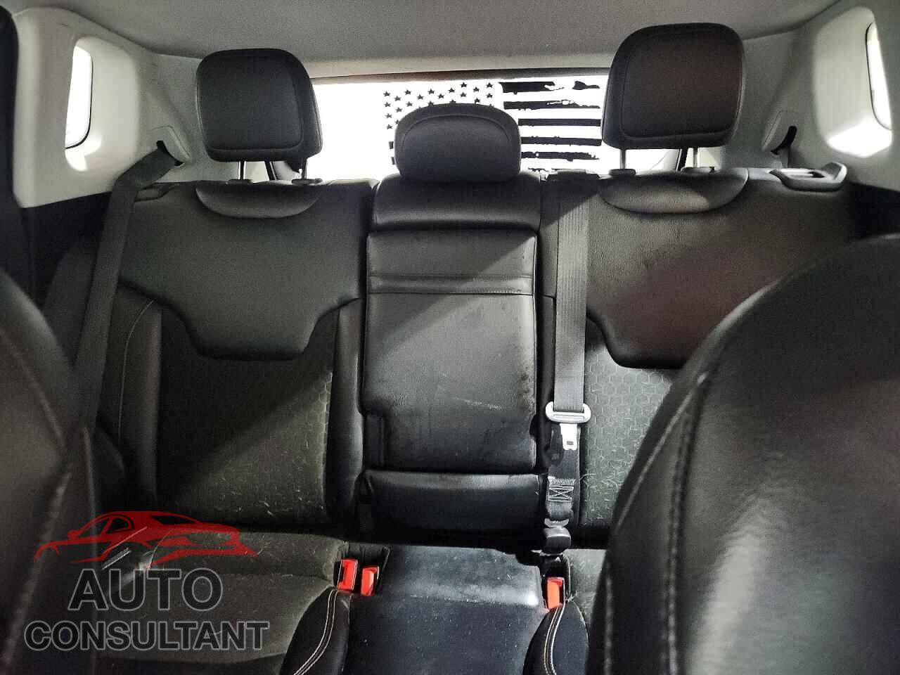 JEEP COMPASS 2018 - 3C4NJDBB1JT116367