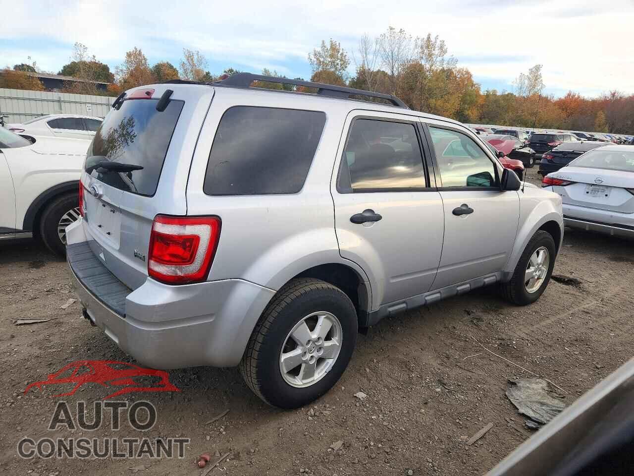 FORD ESCAPE 2011 - 1FMCU9DG0BKC46742