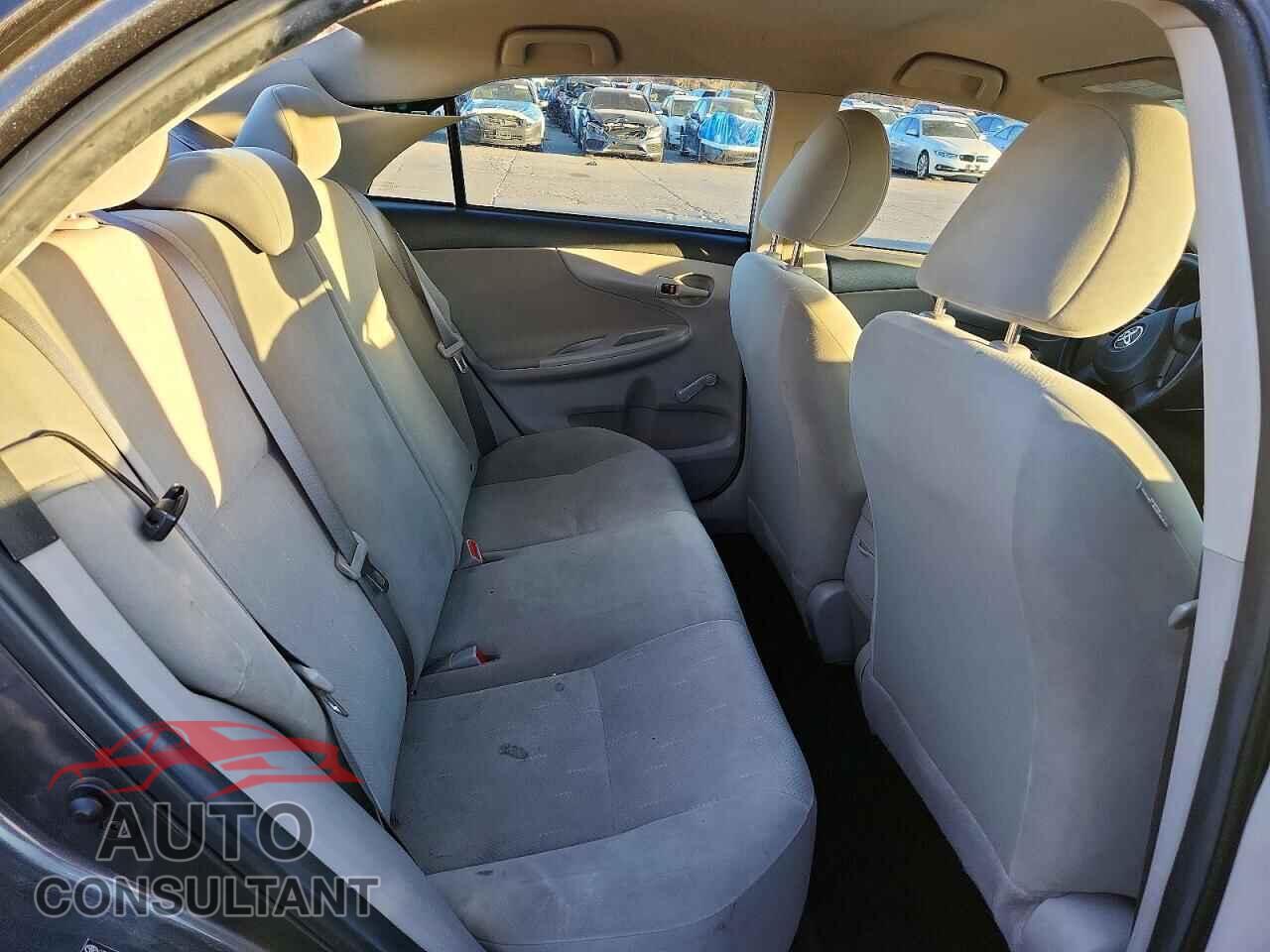 TOYOTA COROLLA 2011 - 2T1BU4EE0BC550204