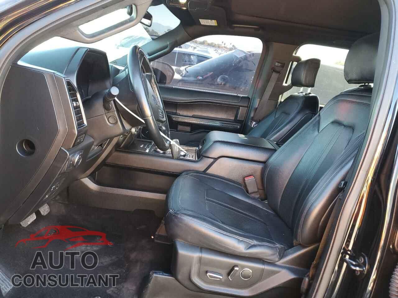 FORD EXPEDITION 2018 - 1FMJU2AT7JEA53940