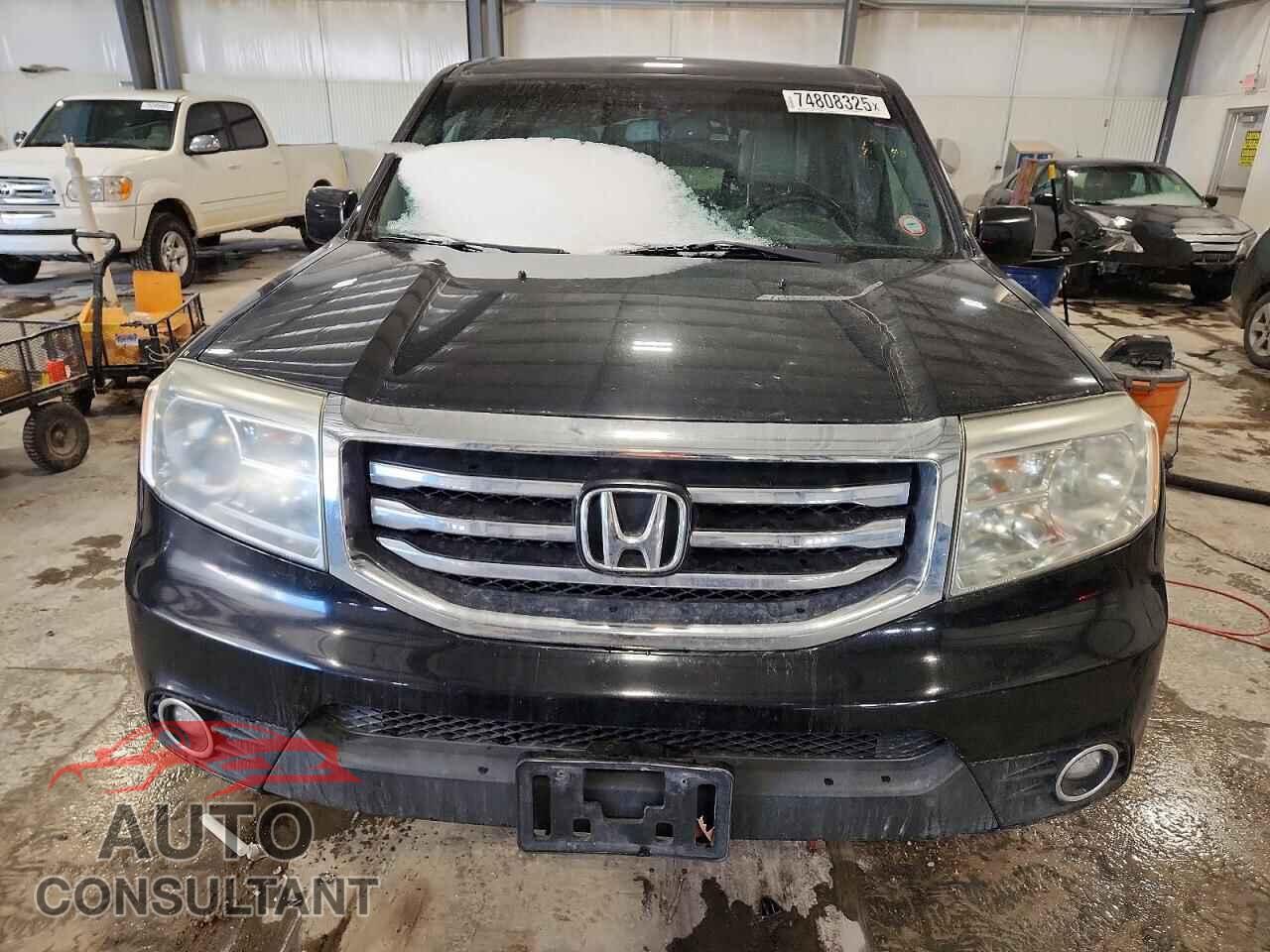 HONDA PILOT 2012 - 5FNYF4H51CB021163