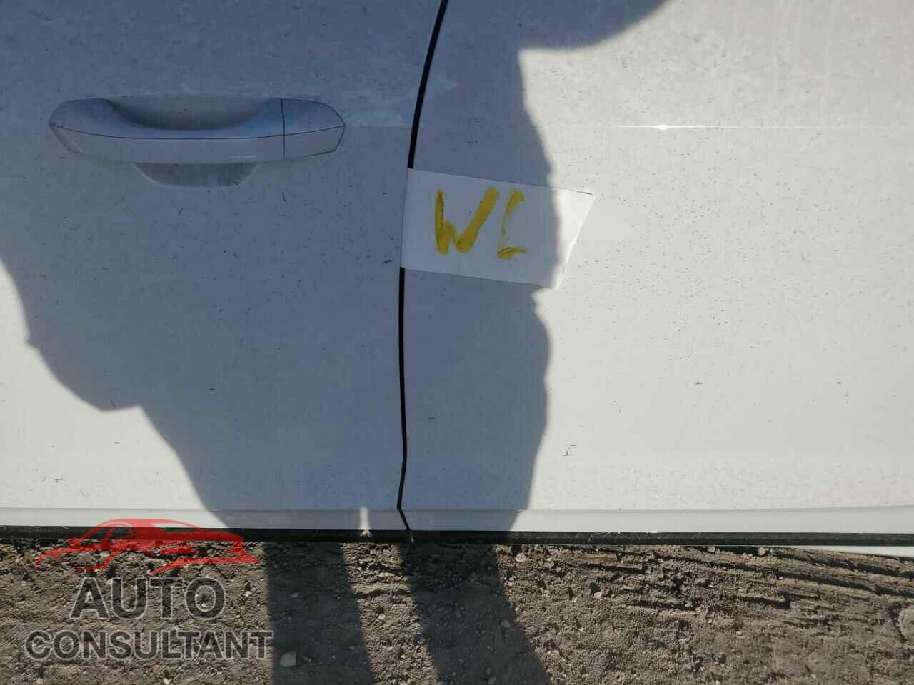 AUDI A8 2021 - WAU8DAF86MN031902