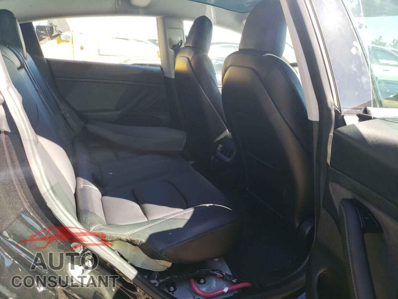TESLA MODEL 3 2020 - 5YJ3E1EB1LF746252