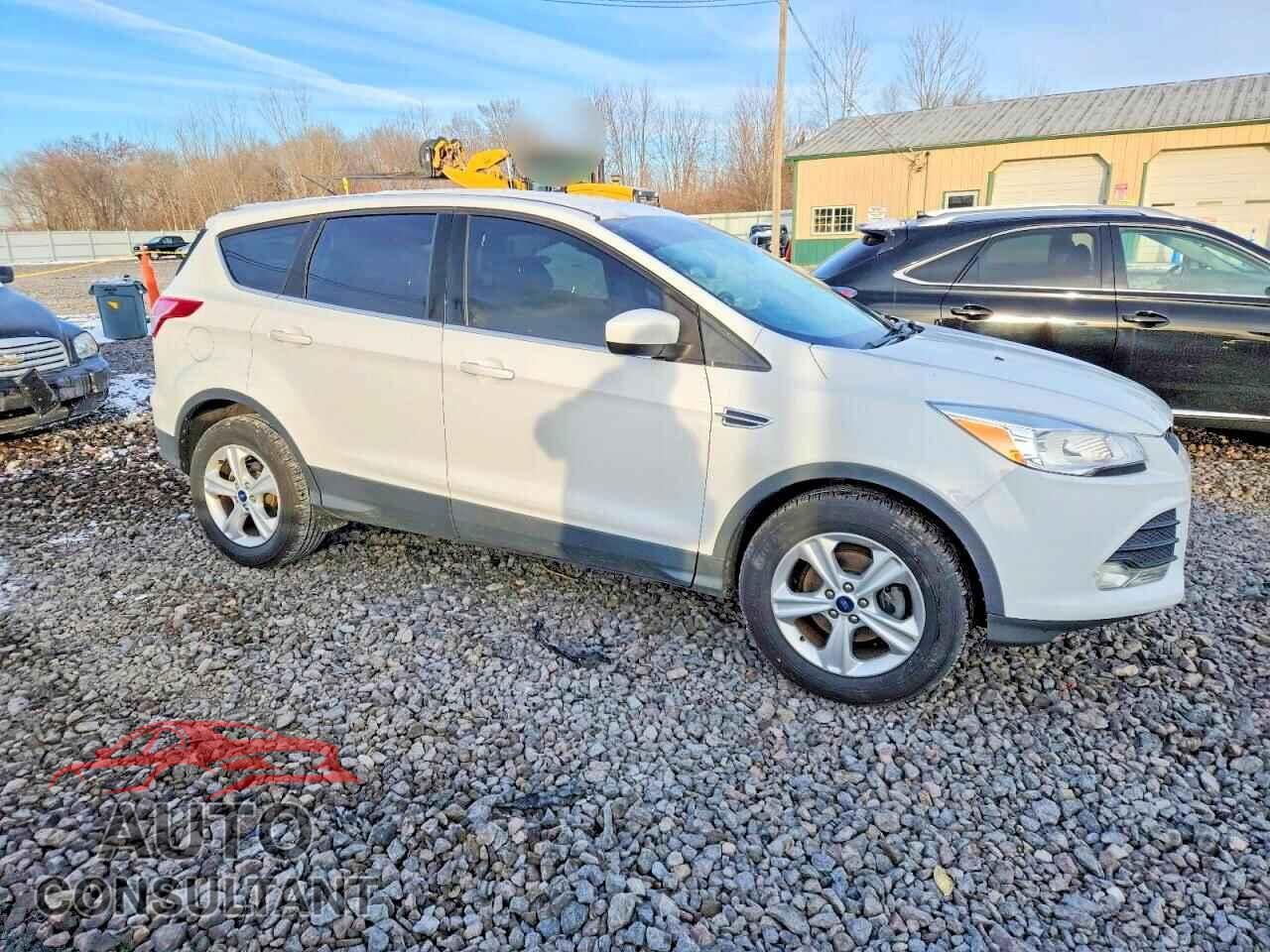 FORD ESCAPE 2013 - 1FMCU0GX7DUC52648