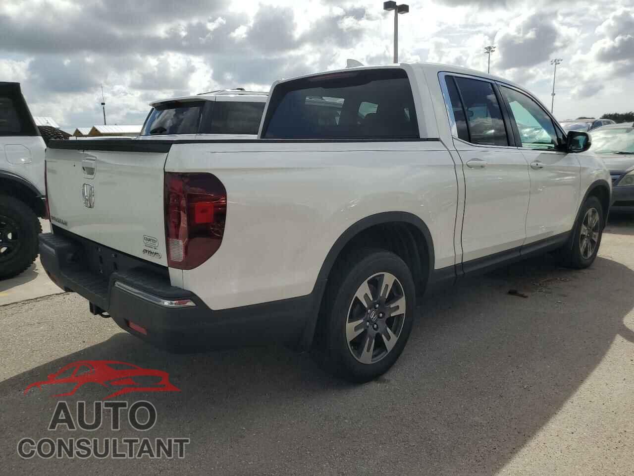 HONDA RIDGELINE 2017 - 5FPYK3F55HB032528