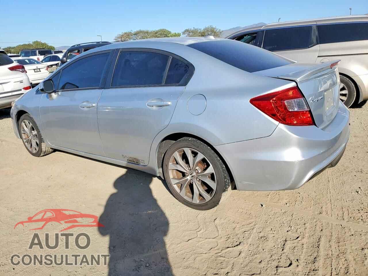 HONDA CIVIC 2012 - 2HGFB6E55CH702005