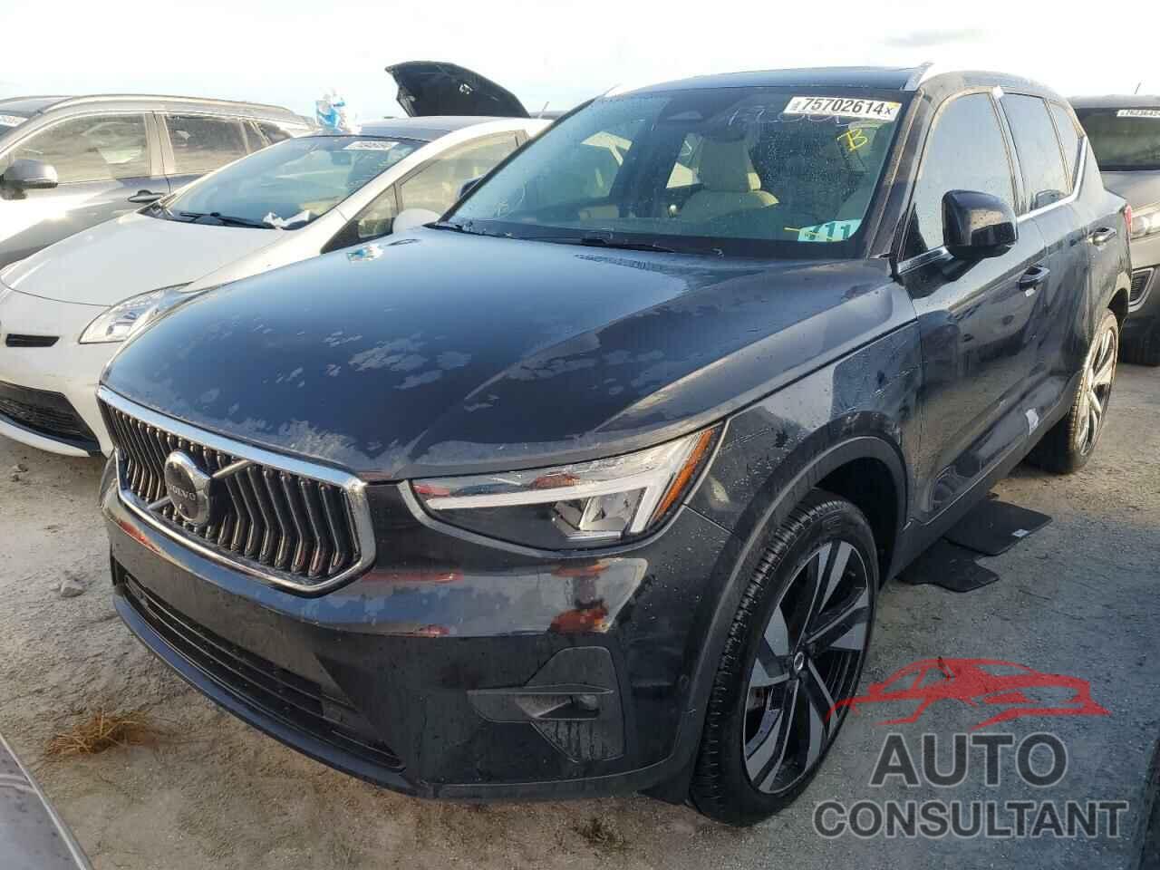 VOLVO XC40 PLUS 2023 - YV4L12UN4P2097100