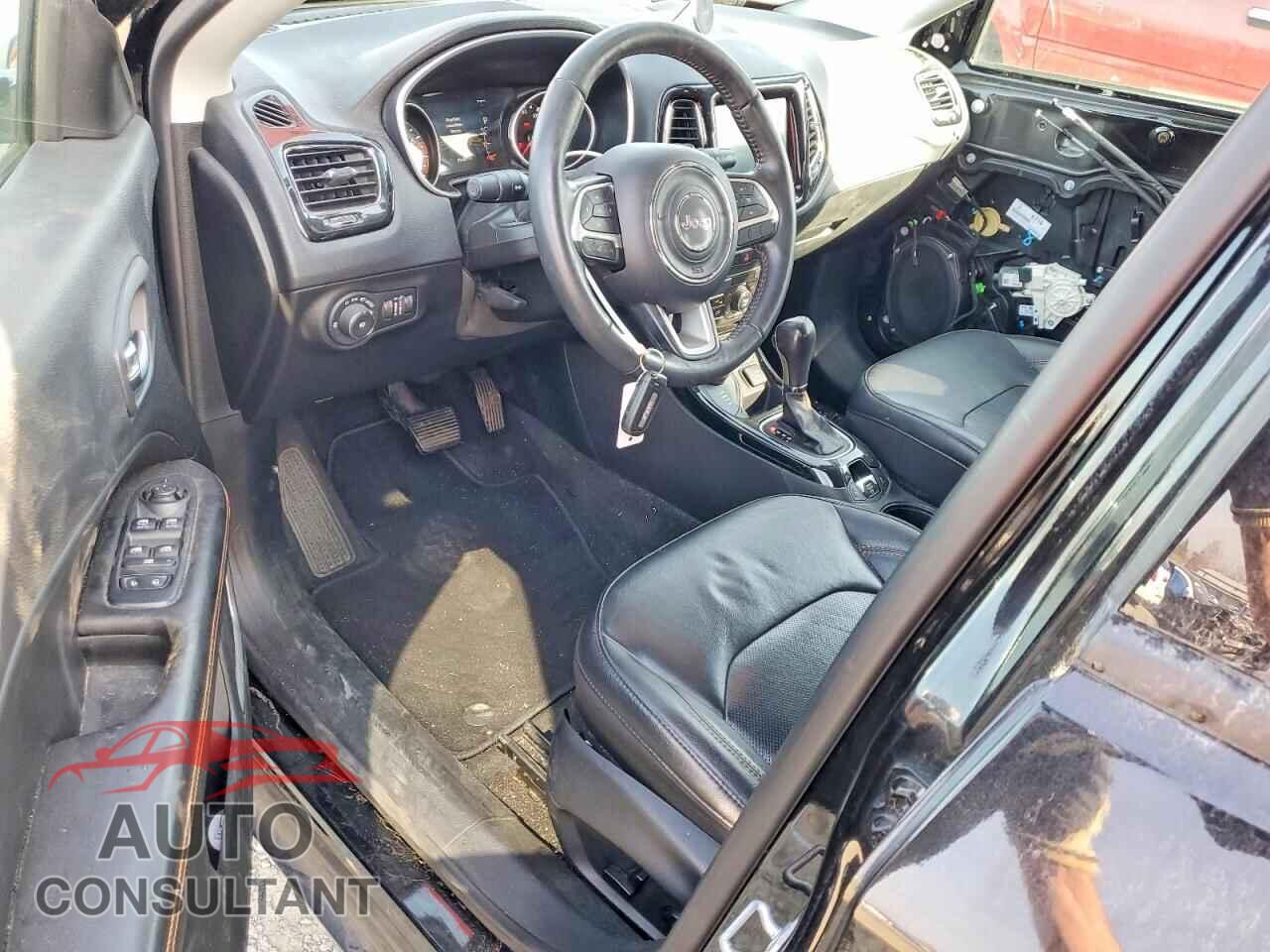 JEEP COMPASS 2019 - 3C4NJDCB6KT596227