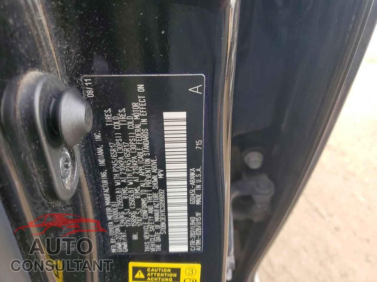 TOYOTA HIGHLANDER 2012 - 5TDBK3EH1CS099092