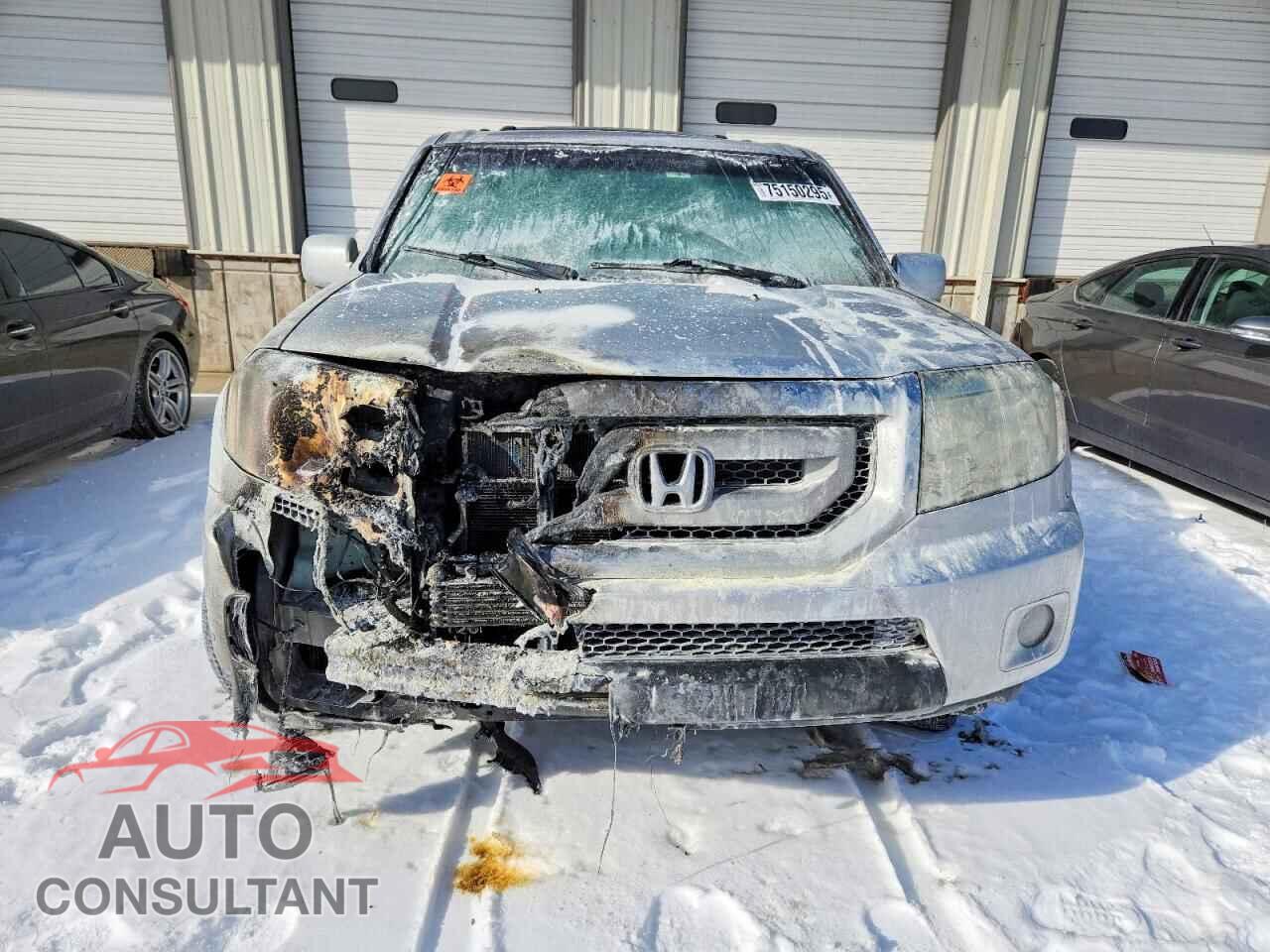 HONDA PILOT 2011 - 5FNYF4H98BB076629